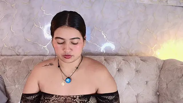 Freechat lilithst_ on StripChat