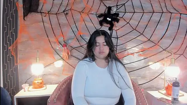 Freechat lilithst_ on StripChat