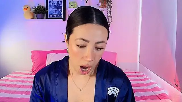 Freechat lilyy_evanss on StripChat