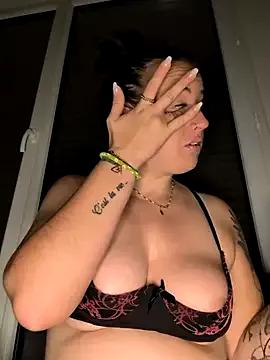 Freechat Lindsay_00off on StripChat