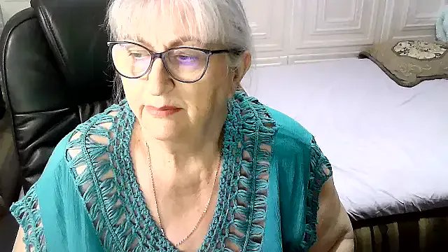 LolkaAlyss on StripChat 