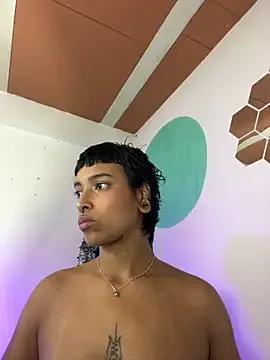 Freechat LollaByer on StripChat