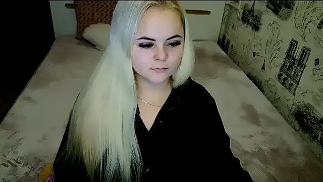 Freechat lovely-eyes on StripChat