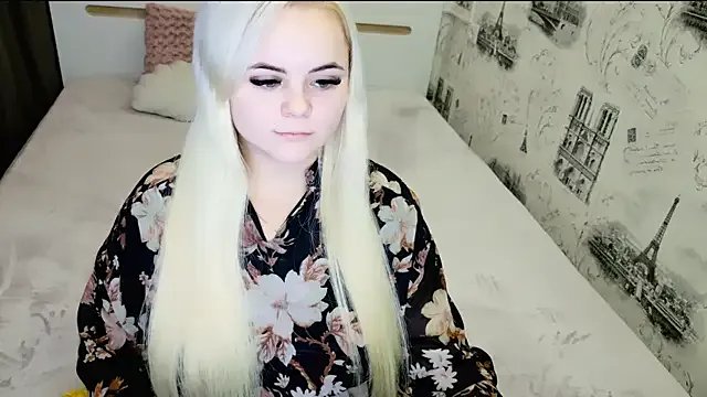 Freechat lovely-eyes on StripChat