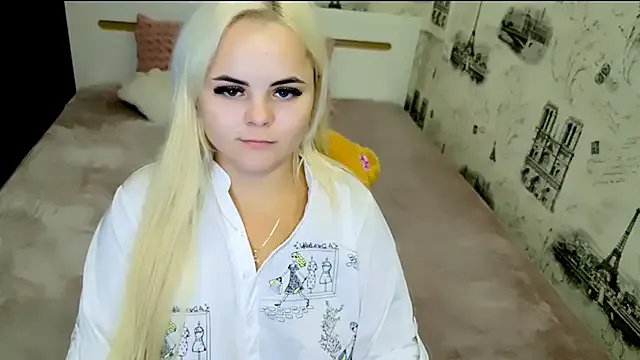 Freechat lovely-eyes on StripChat