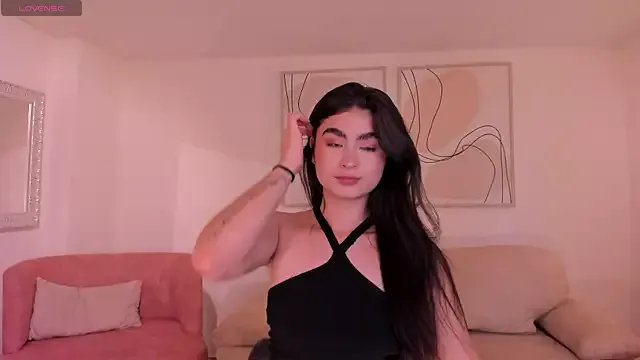 Freechat LucyWeiss_ on StripChat