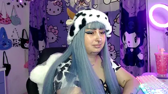 lussyevans24 on StripChat 