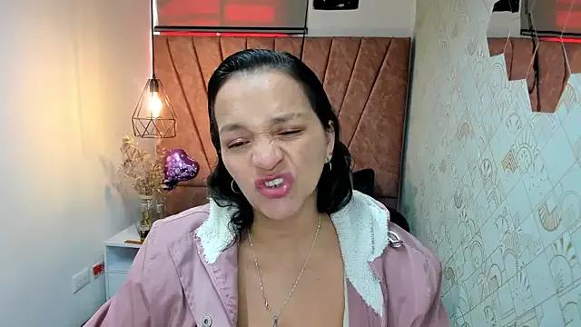 Freechat MarilynMiilf_ on StripChat