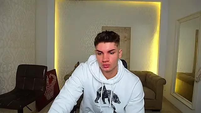 Freechat MaxKaiden on StripChat