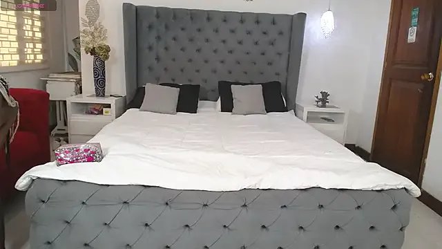 Freechat meilybarbie on StripChat