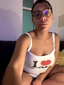 Freechat Melia_Rayne on StripChat