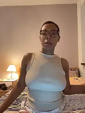 Freechat Melia_Rayne on StripChat