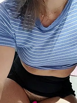 Freechat melissa_35_ on StripChat