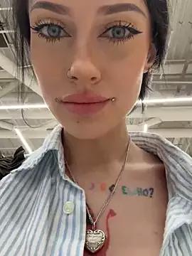 Freechat Melissa_crazy on StripChat