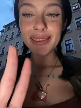 Freechat Melissa_crazy on StripChat