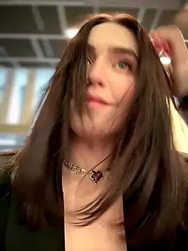 Freechat meow_girl on StripChat