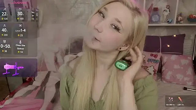 Freechat MeowkaKitty on StripChat