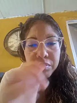 Freechat mila38 on StripChat