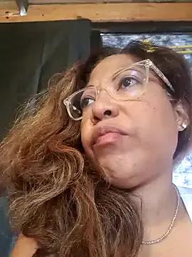 Freechat mila38 on StripChat