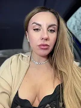 MilfNextDoor20 — Naked 