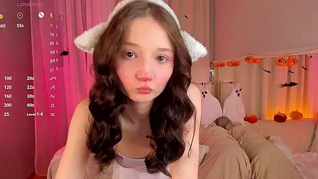 Freechat MilliMouse on StripChat