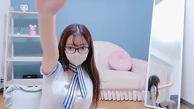 Group Mirai_H_ch on StripChat