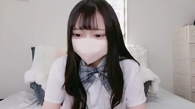 Group Mirai_oO16Oo on StripChat