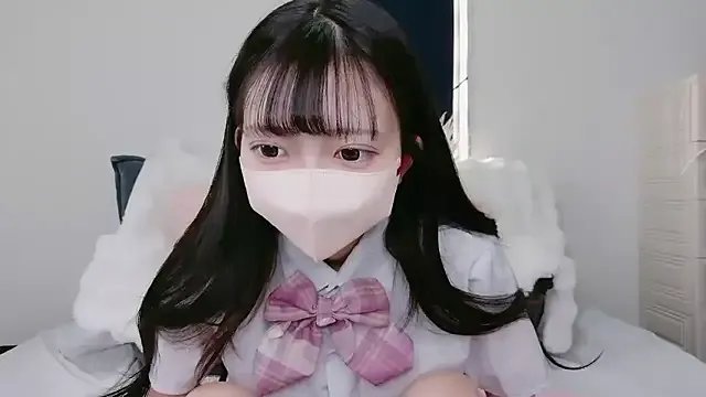 Group Mirai_oO16Oo on StripChat