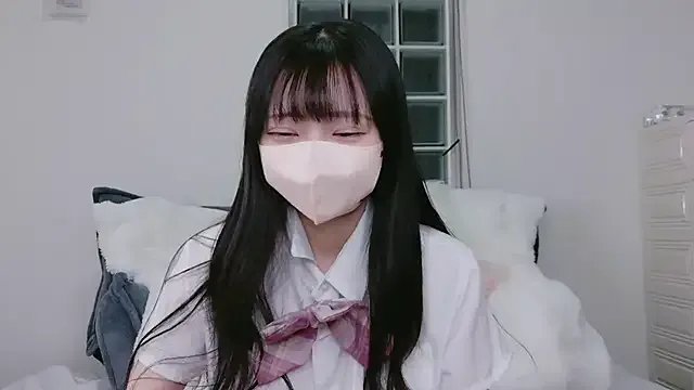 Group Mirai_oO16Oo on StripChat