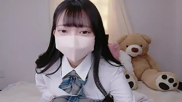 Group Mirai_oO16Oo on StripChat