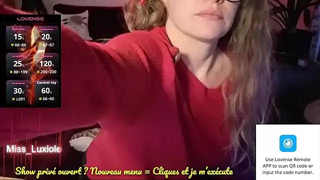 Miss_luxiole on StripChat 
