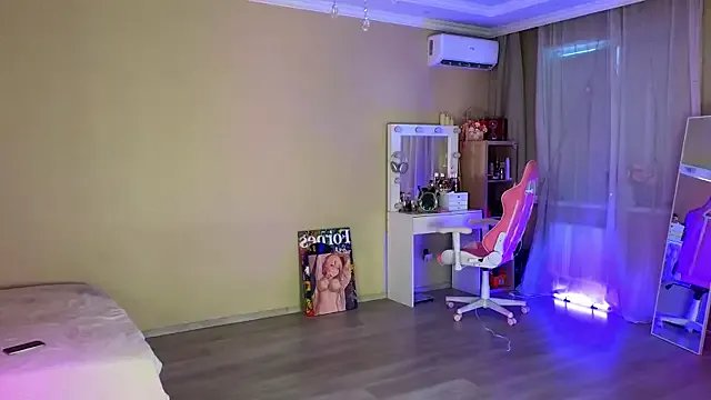 Freechat MollyDollz on StripChat