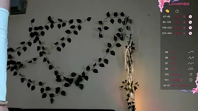 Freechat MollyDollz on StripChat