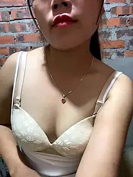 Freechat nachi-baby on StripChat