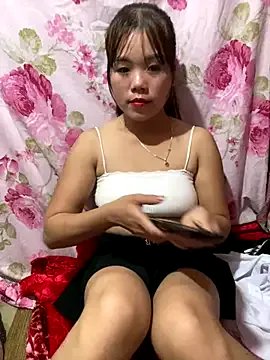 Freechat nachi-baby on StripChat