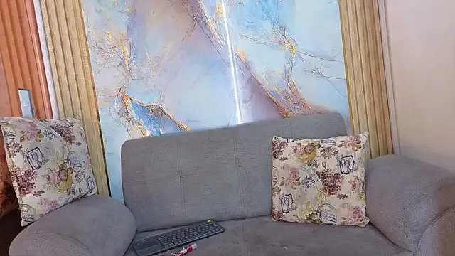 Freechat Nahomy_Smiths_aws on StripChat