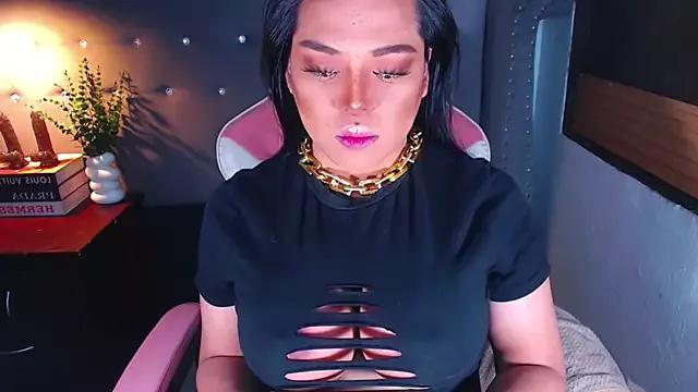 NancySy on StripChat 