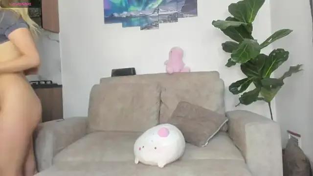 Natasna2 on StripChat 