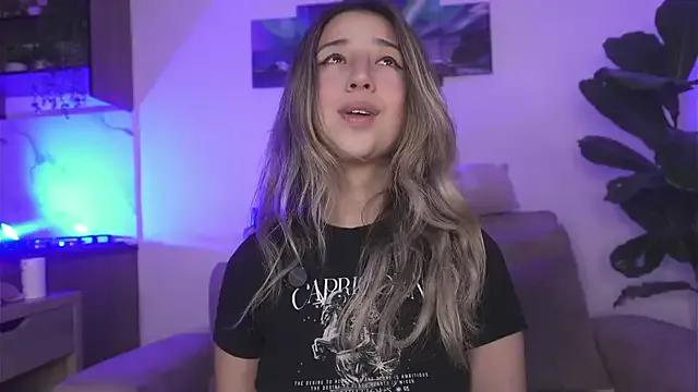 Natasna2 on StripChat 