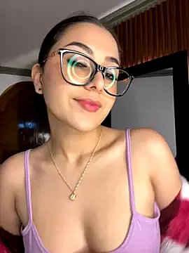 Natha_Fantasy on StripChat