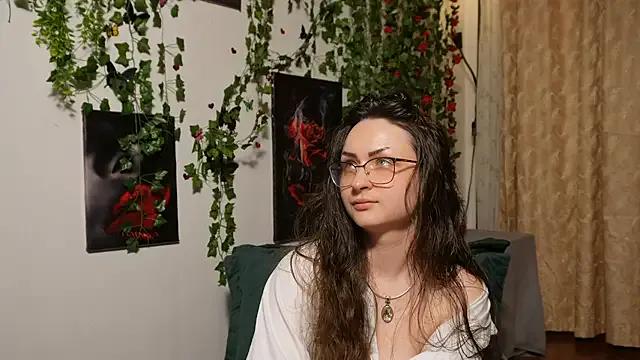 Freechat NaughtYHomemadE on StripChat