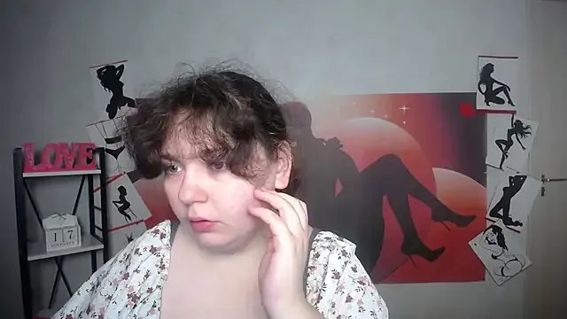 Freechat NeonilaLisova on StripChat