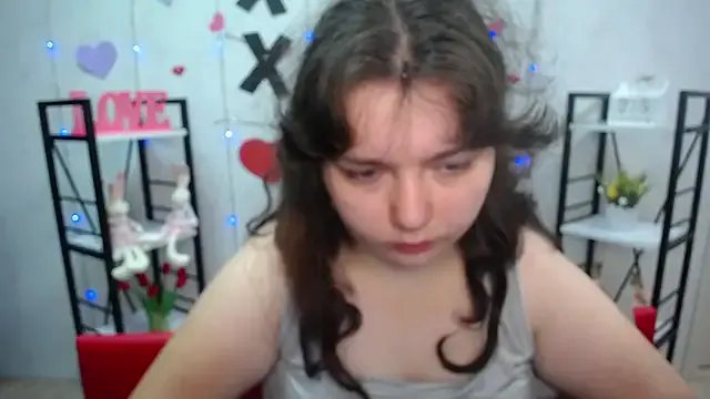 Freechat NeonilaLisova on StripChat