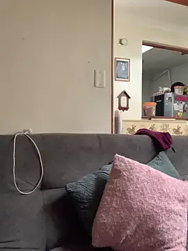 NickieCute-