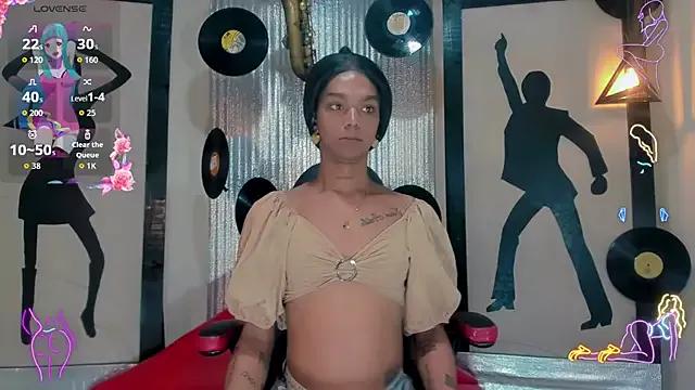 Freechat nickyminach_ on StripChat