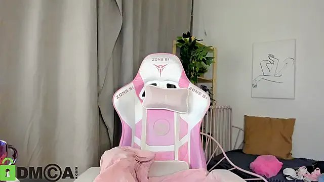 Freechat Nicole_Charm on StripChat