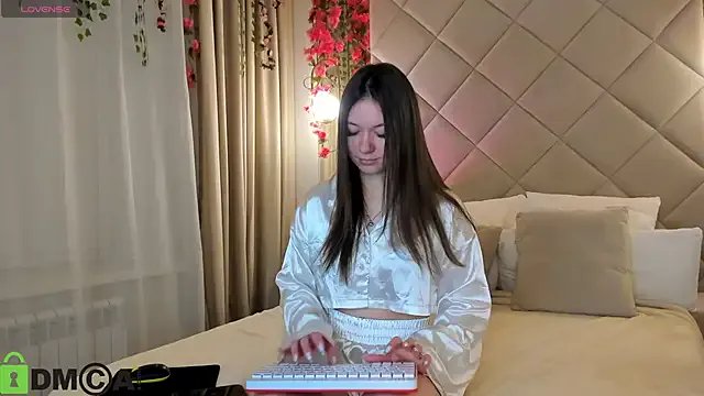 Freechat Nicole_Charm on StripChat