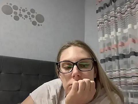 Group NikexPretty on StripChat