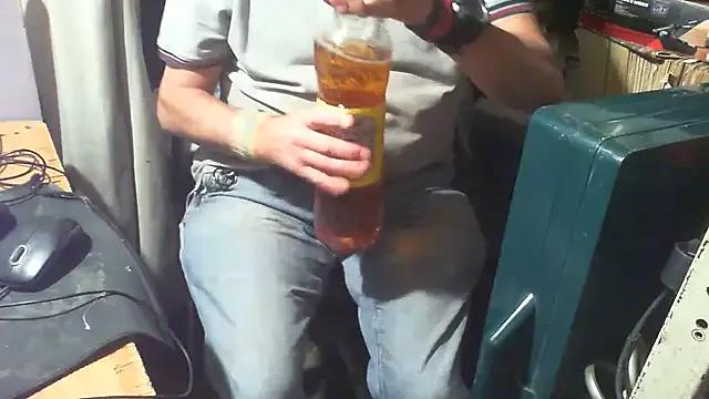 Freechat nonnomaturobisex on StripChat