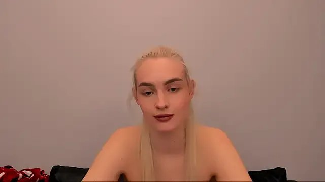 Freechat OliviaKisss on StripChat